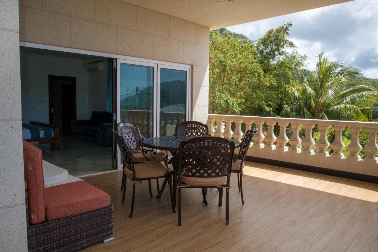Amanda Villa - Best Value Mountain Top Inn Au Cap Pokoj fotografie